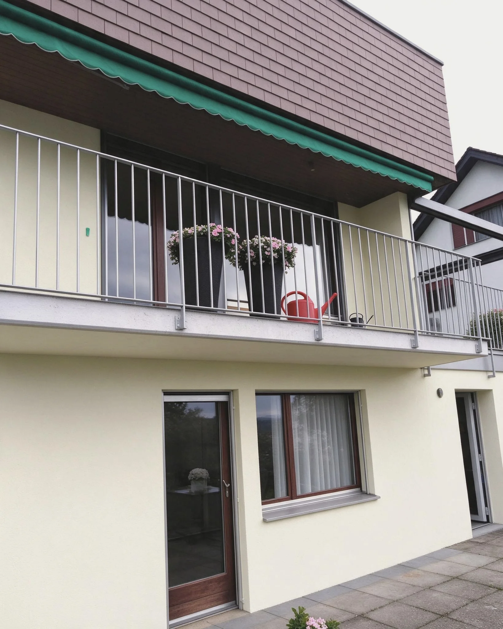 Gepflegte und renovierte Hausfassade